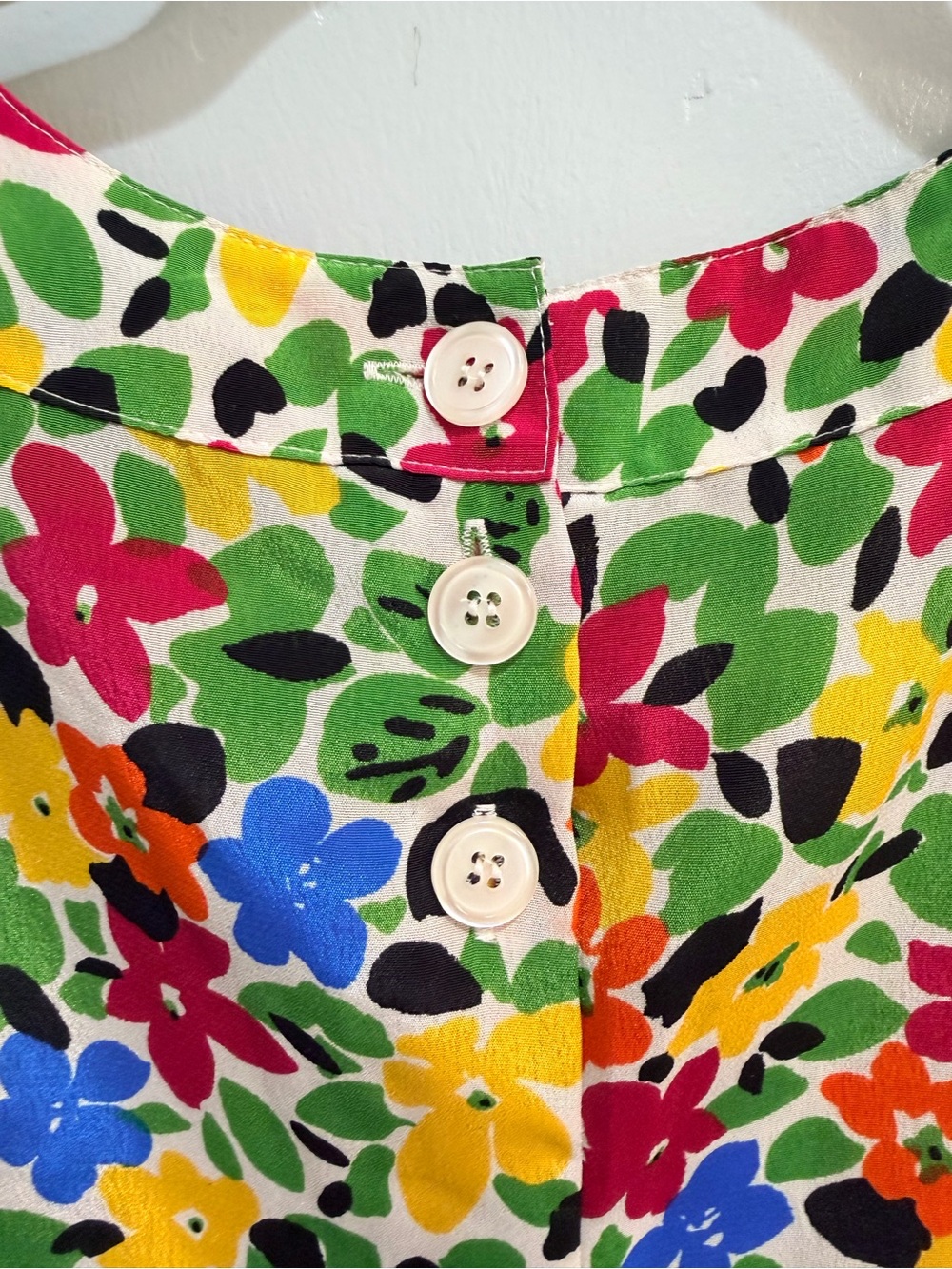 Vintage 80s Counterparts Floral Short Sleeve Blouse Bold Bright Button Back 16 - Picture 9 of 12